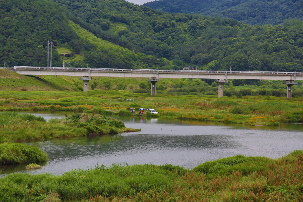 신반천