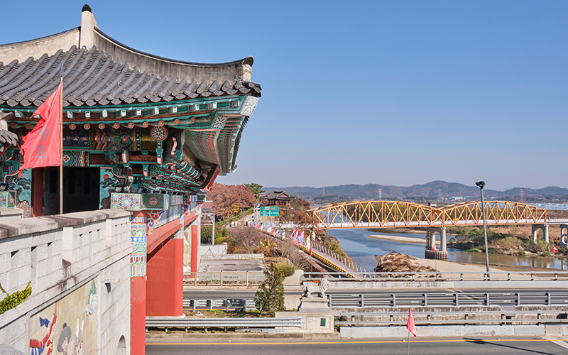 정암루(솥바위)