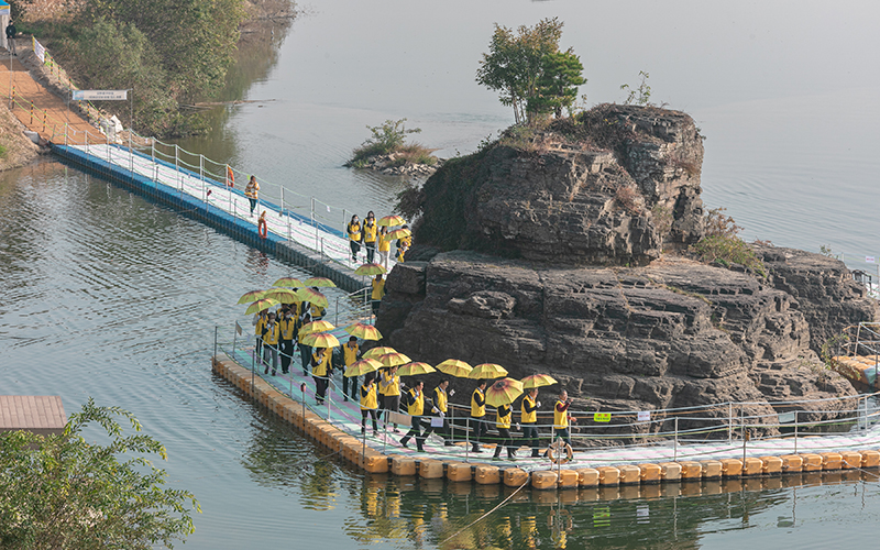 정암루(솥바위)