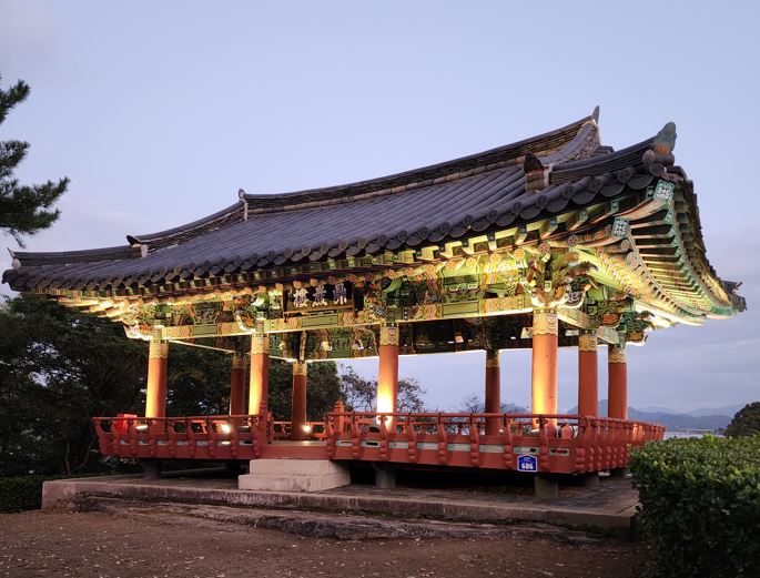 매력만점! 의령 솥바위 역사테마파크