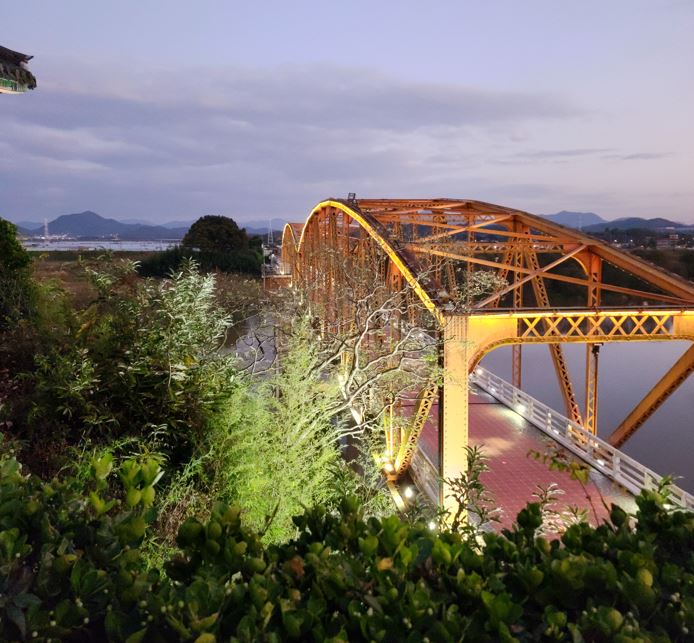 매력만점! 의령 솥바위 역사테마파크