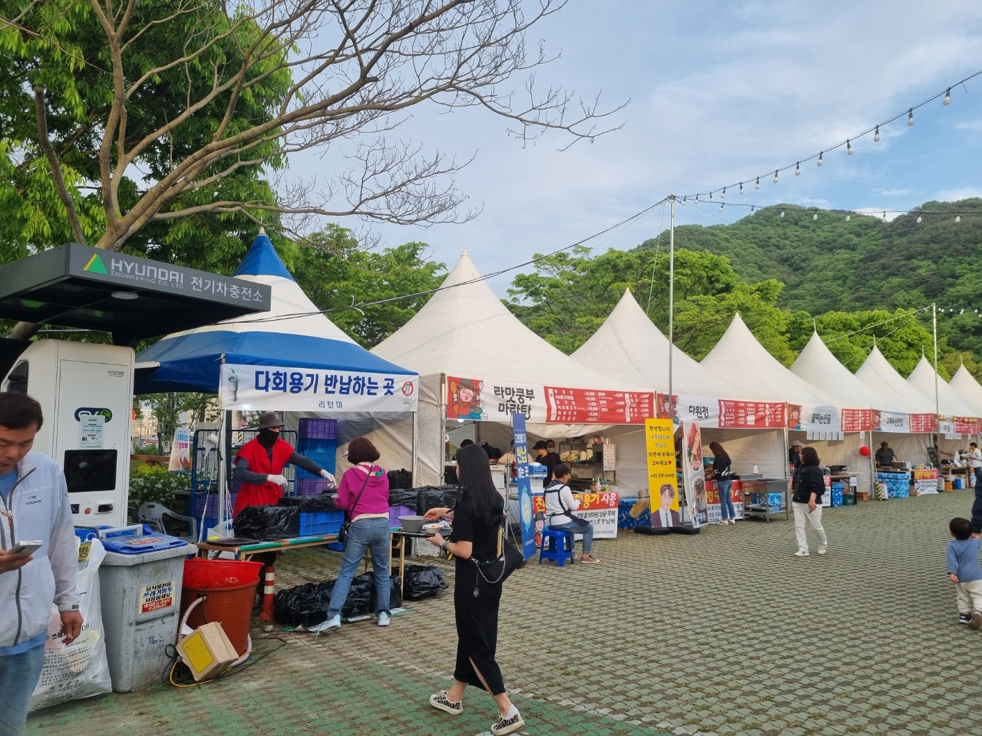 처음 가본 축제인데 깨끗하고 너무 좋았어요 :-)다음에도 또 가보고 싶은 축제네요 ! -상세내용은 본문을 참조하세요