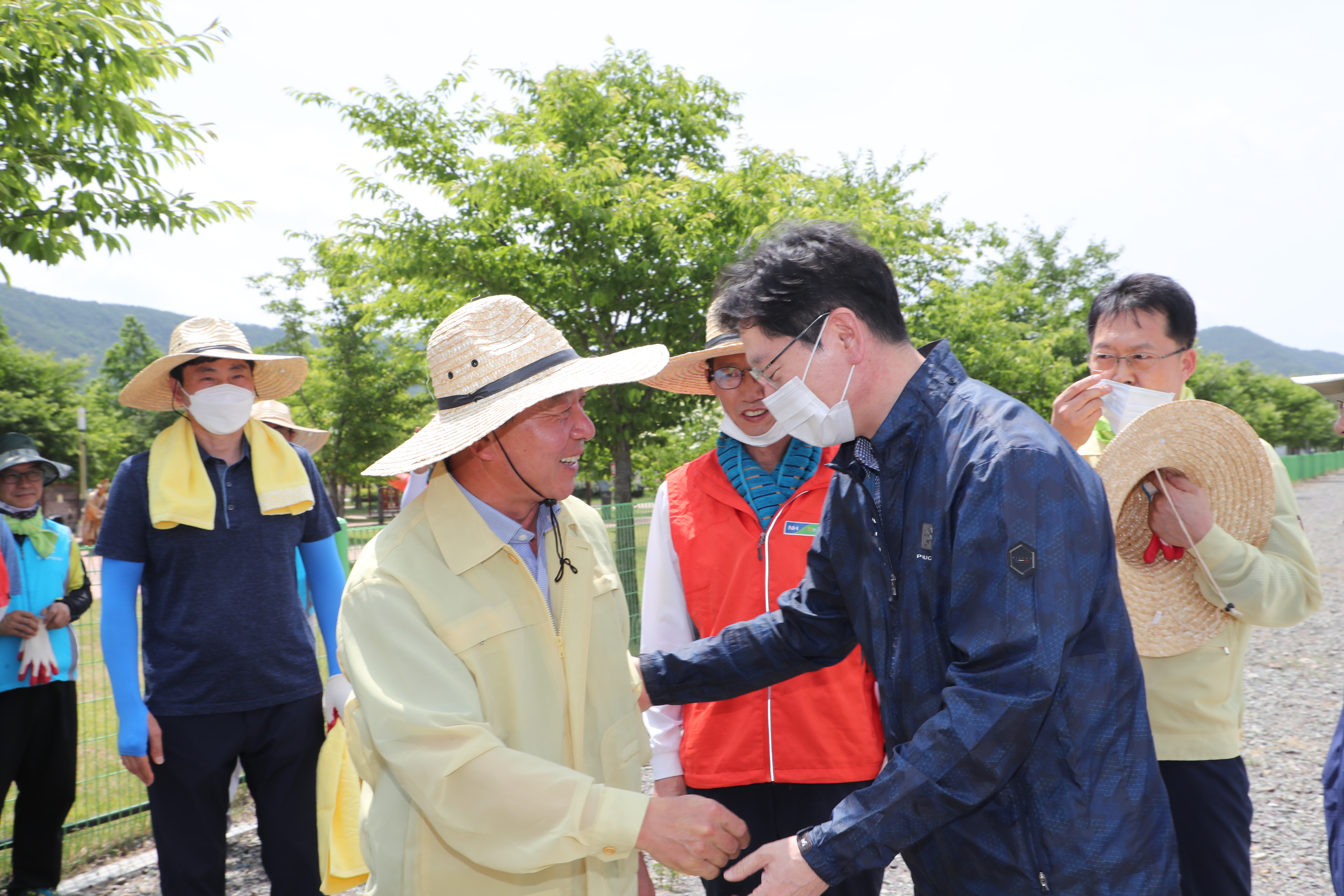 경상도· 도단위  농업관계기관 농촌일손돕기 참여