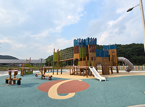 충의 휴앤락 복지센터01
